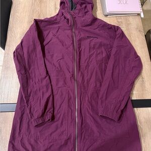 Columbia Women's burgundy Hooded Jacket